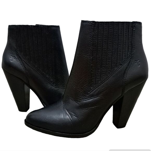 Frye Remy Chelsea Women's Black Leather Slip On Zip Up Ankle Booties Size 7.5 - Picture 5 of 13